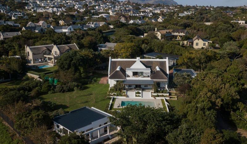 4 Bedroom Property for Sale in Noordhoek Western Cape